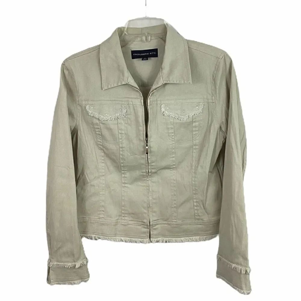 Trousers Etc Tan Fringe Jacket with Austrian Crystal Embellishments Size 6 NWOT